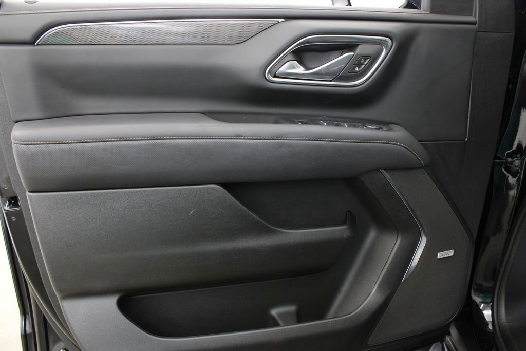 2024 GMC Yukon AT4 - Photo 13