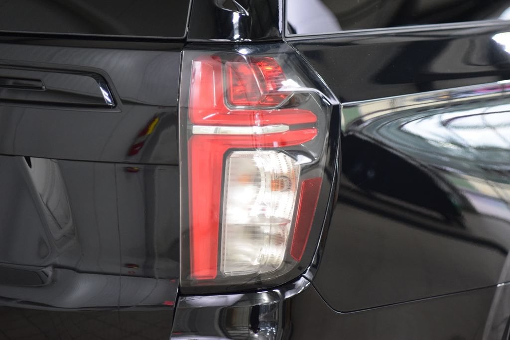 2024 Chevrolet Suburban RST - Photo 18