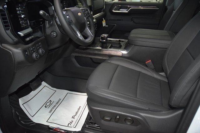 2026 Chevrolet Silverado 1500 LTZ - Photo 41
