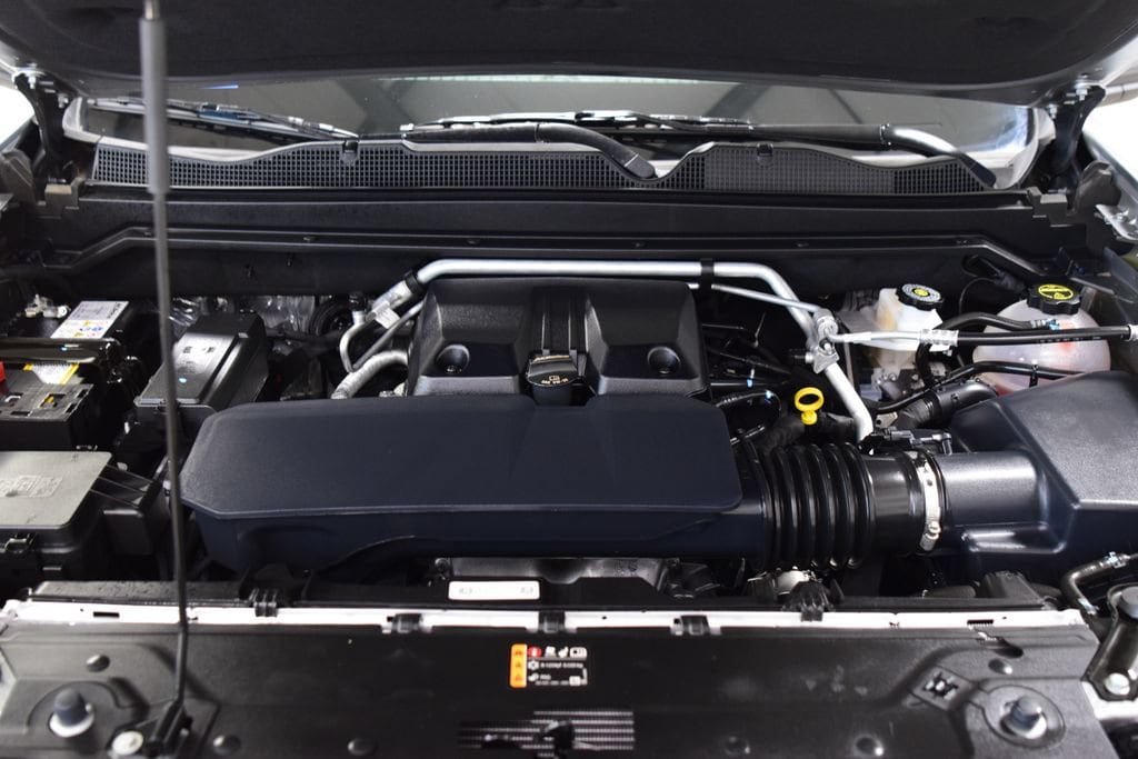 2024 Chevrolet Colorado LT - Photo 31