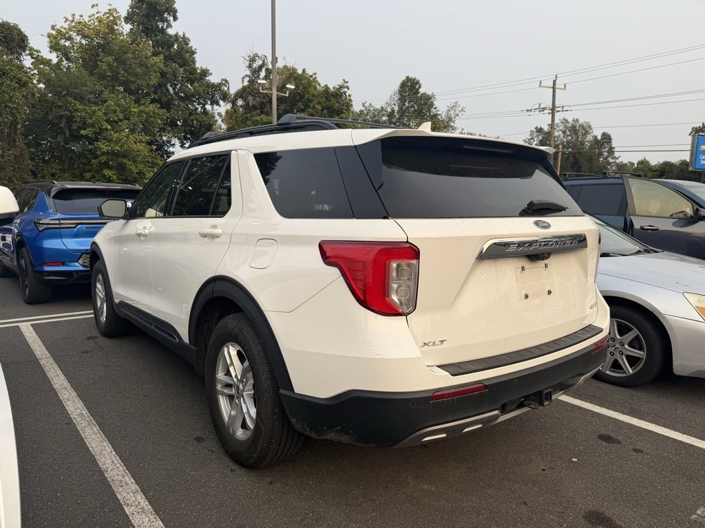 2021 Ford Explorer XLT photo 4