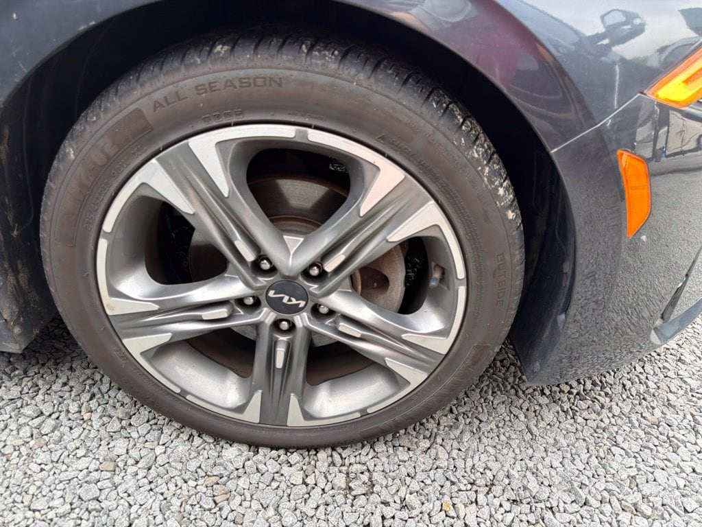 2023 Kia K5 EX - Photo 9