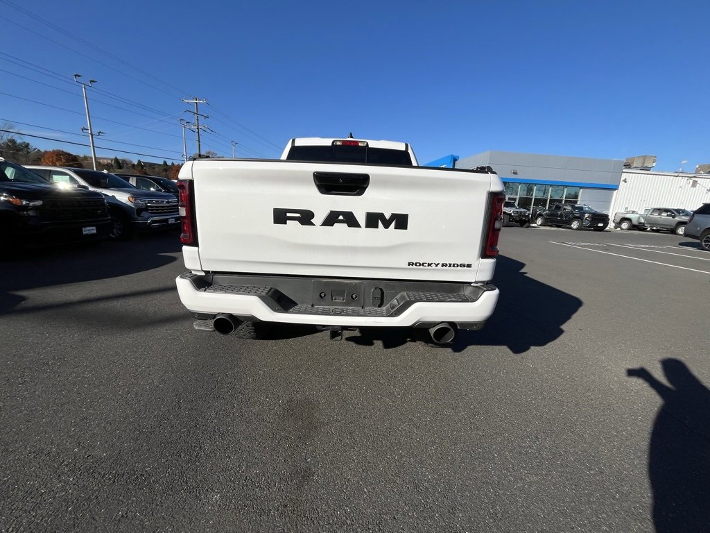 2025 Ram 1500 Big Horn photo 4