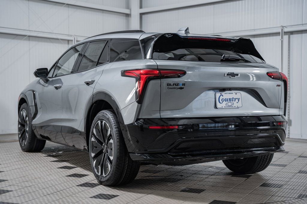 2025 Chevrolet Blazer EV RS - Photo 6