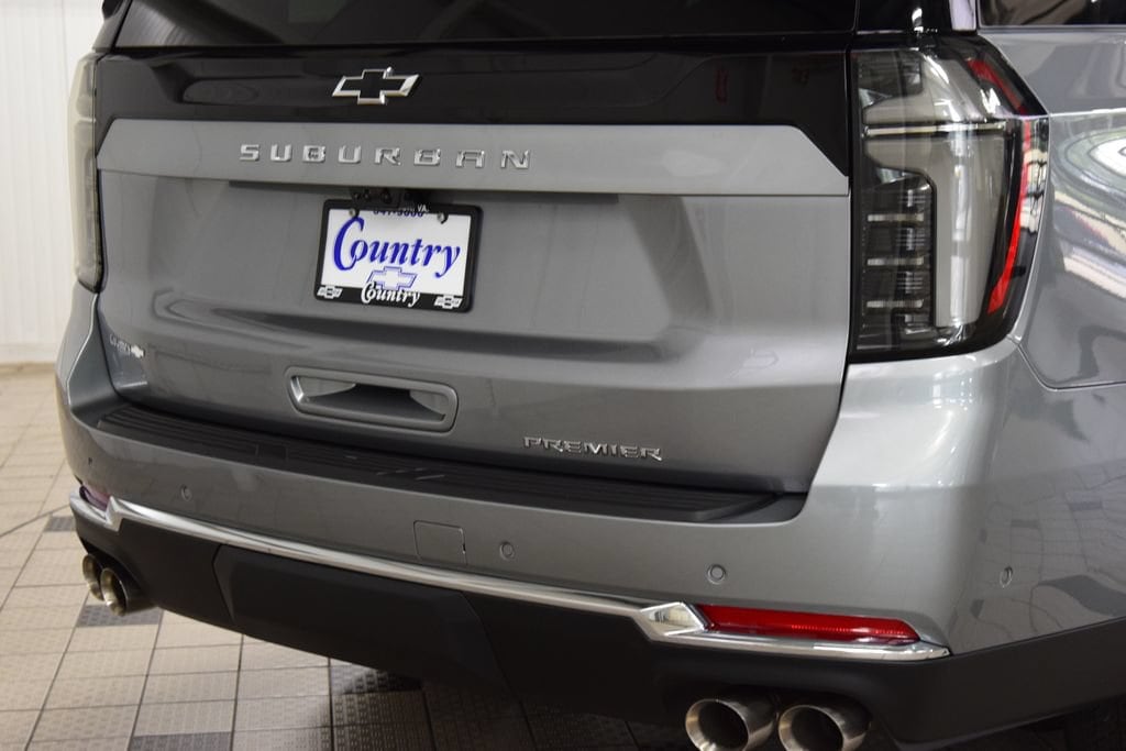 2026 Chevrolet Suburban Premier - Photo 21