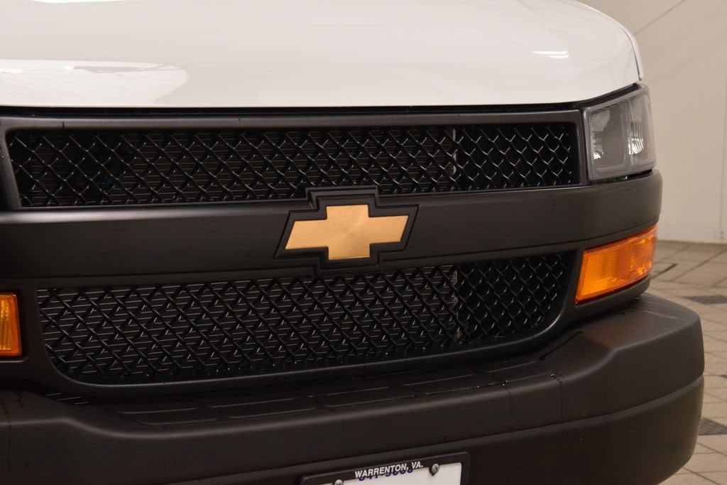2026 Chevrolet Express Passenger LS - Photo 6