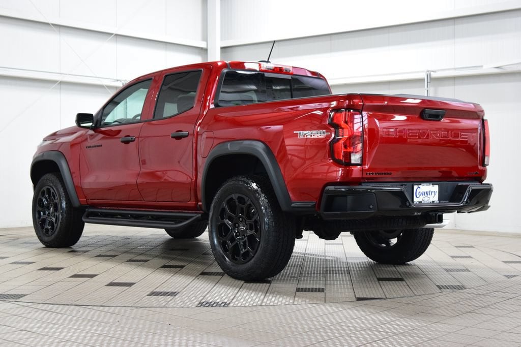 2026 Chevrolet Colorado Trail Boss - Photo 6