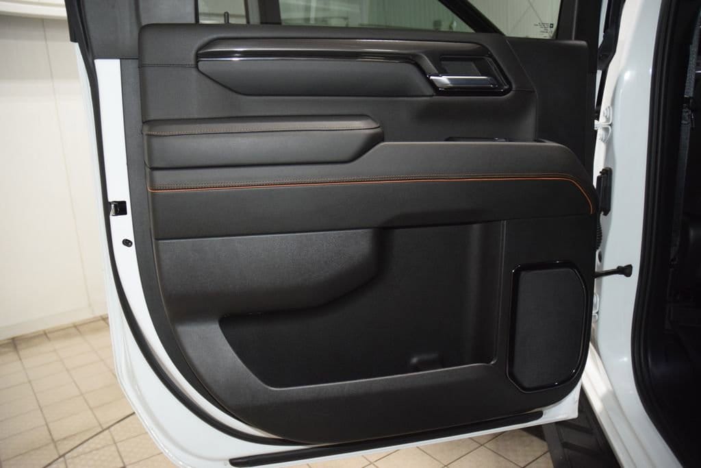 2024 GMC Sierra 2500HD AT4 - Photo 41