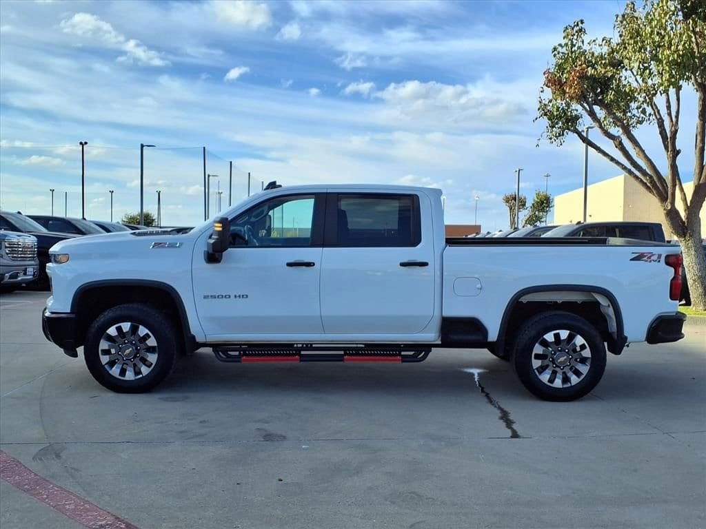 Used 2024 Chevrolet Silverado 2500 HD Custom Truck Crew Cab