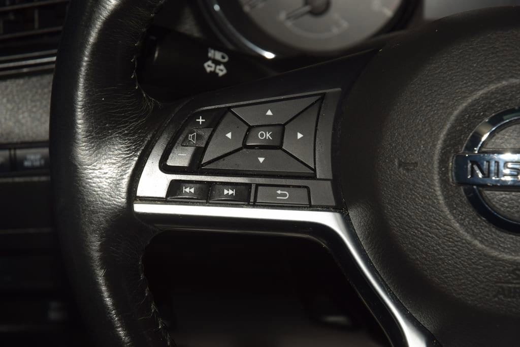 2018 Nissan Rogue SV - Photo 37