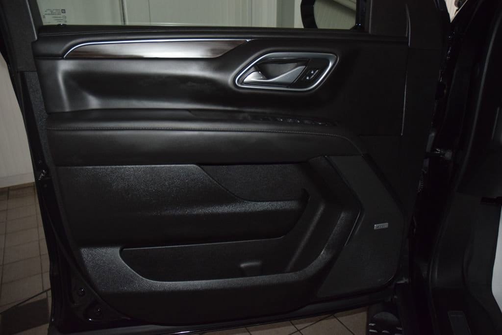 2023 Chevrolet Suburban Z71 - Photo 47