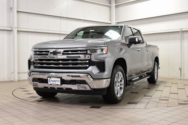 2025 Chevrolet Silverado 1500 photo 3