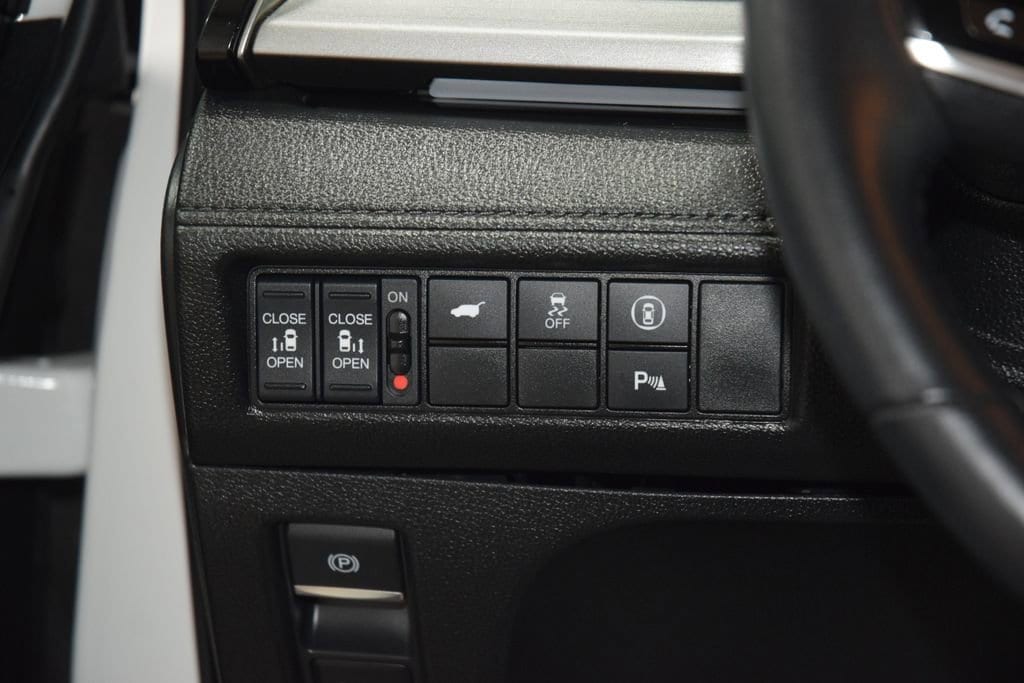 2024 Honda Odyssey Touring - Photo 29