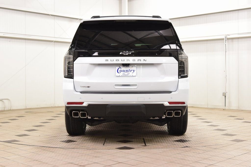 2026 Chevrolet Suburban High Country - Photo 7
