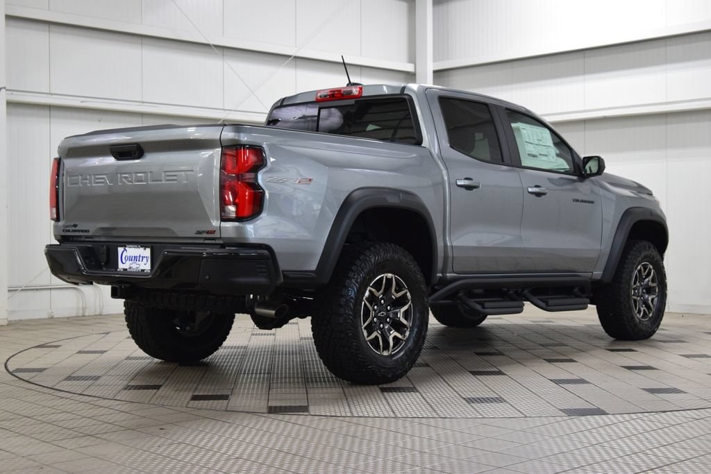2026 Chevrolet Colorado ZR2 - Photo 8