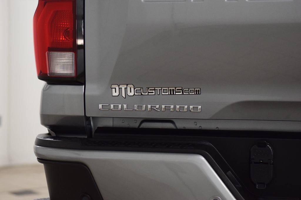 2024 Chevrolet Colorado LT - Photo 23