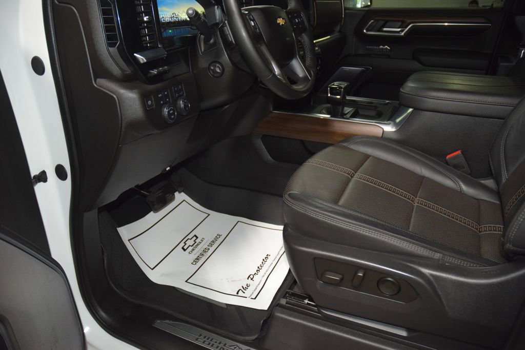 2024 Chevrolet Silverado 1500 High Country - Photo 39