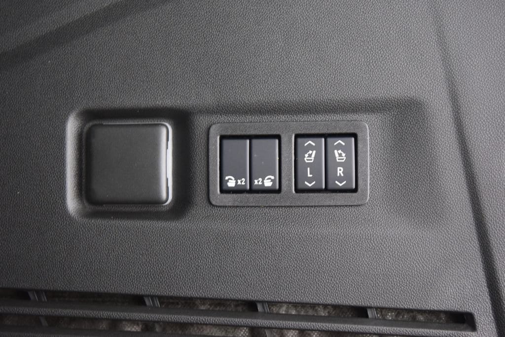 2026 Chevrolet Suburban Premier - Photo 26