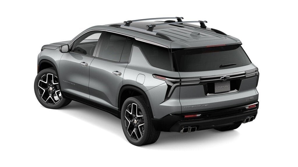 2026 Chevrolet Traverse High Country photo 2
