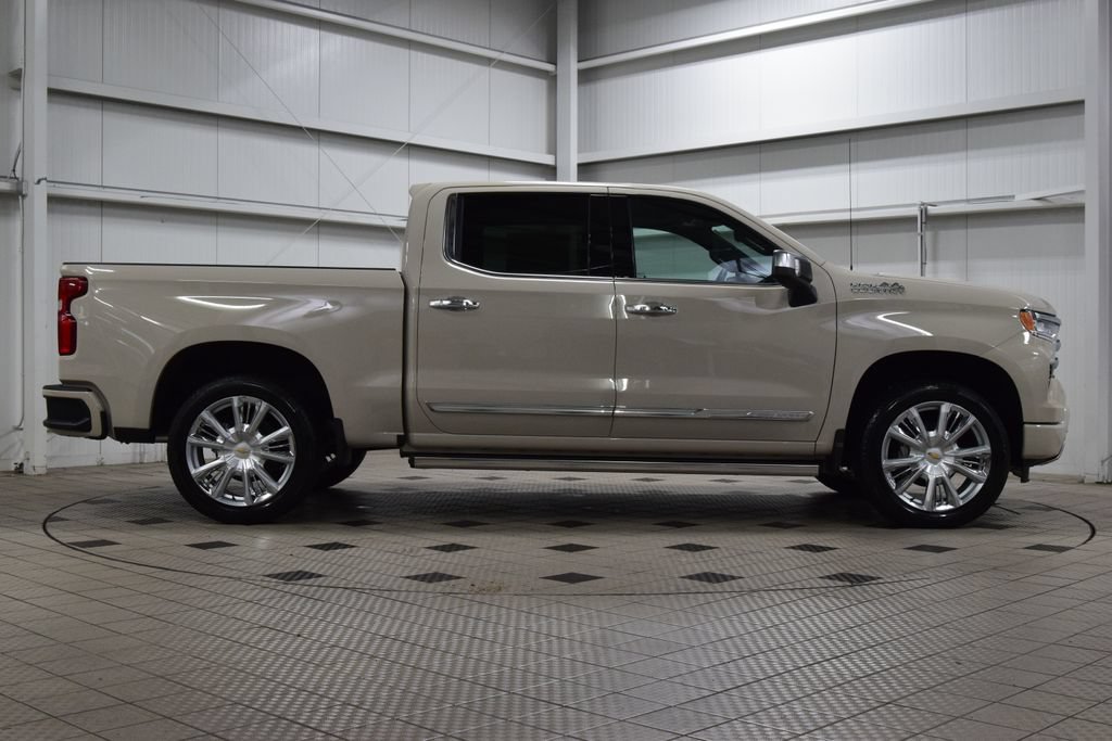 2026 Chevrolet Silverado 1500 High Country - Photo 8