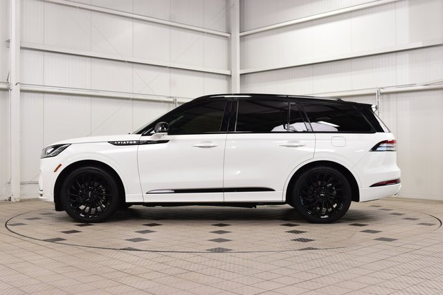 2025 Lincoln Aviator Reserve photo 4