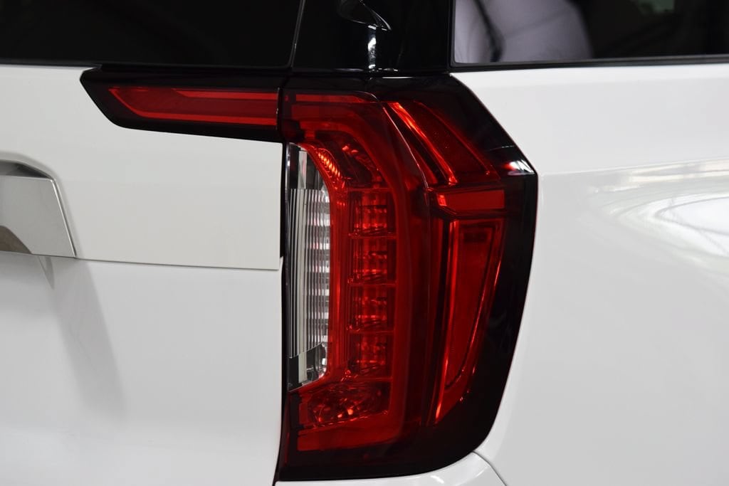 2024 GMC Yukon XL Denali - Photo 21