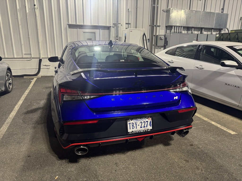 2025 Hyundai Elantra Base Blue photo 4