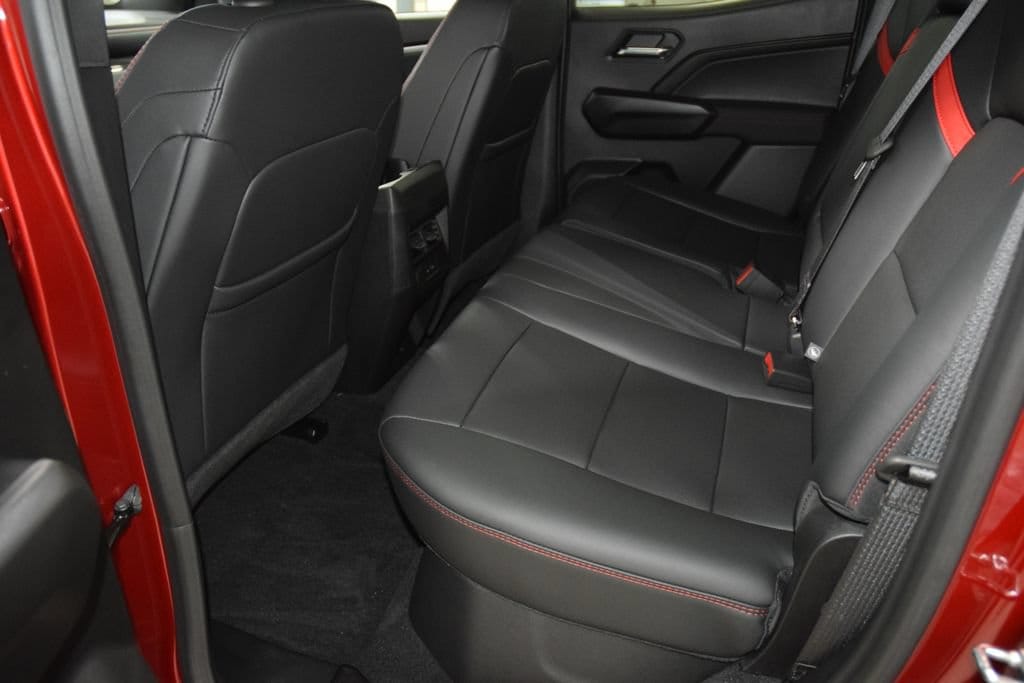 2026 Chevrolet Colorado Z71 - Photo 44