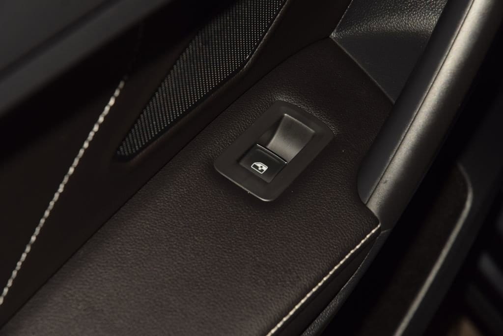 2023 Volkswagen Tiguan SE R-LINE BLACK - Photo 41