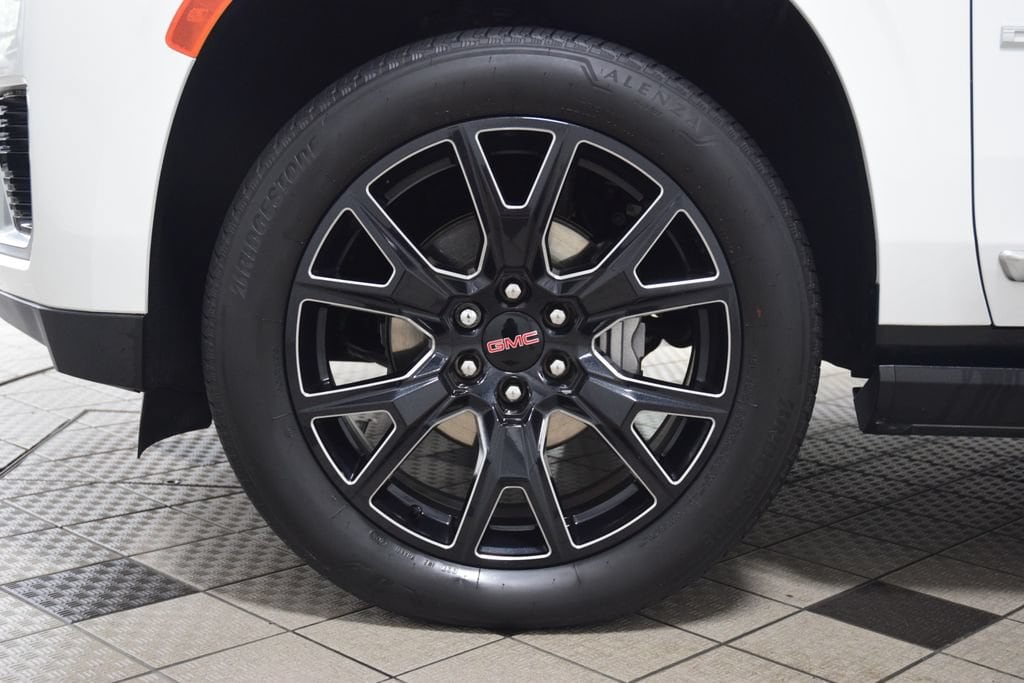 2024 GMC Yukon XL Denali - Photo 30