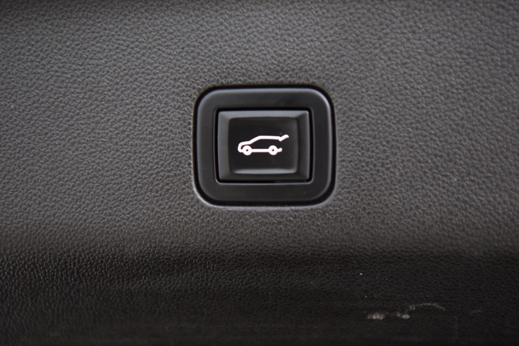2021 Chevrolet Tahoe Premier - Photo 24