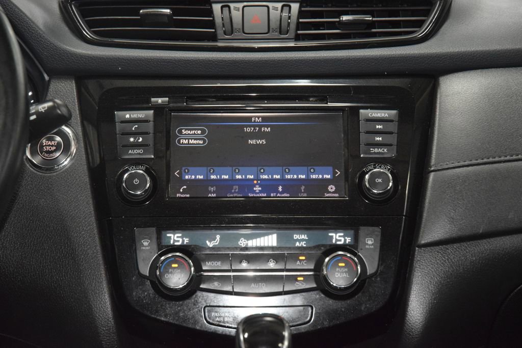 2018 Nissan Rogue SV - Photo 29