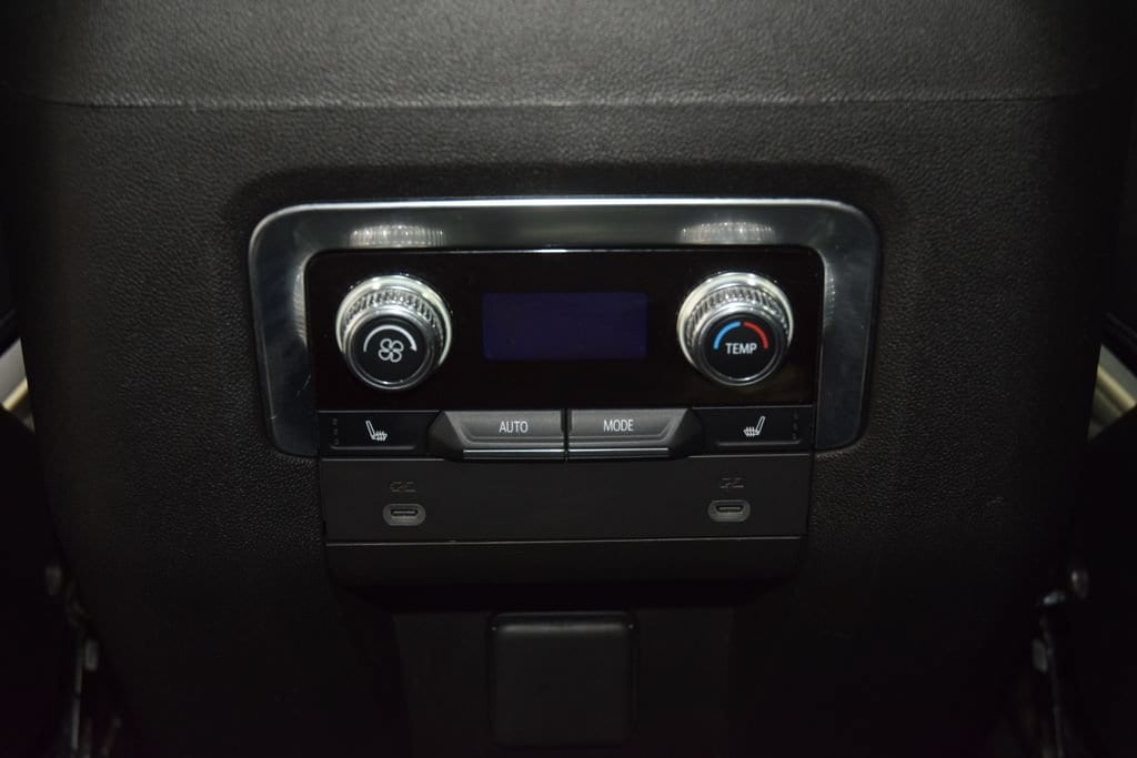 2022 GMC Yukon SLT - Photo 46