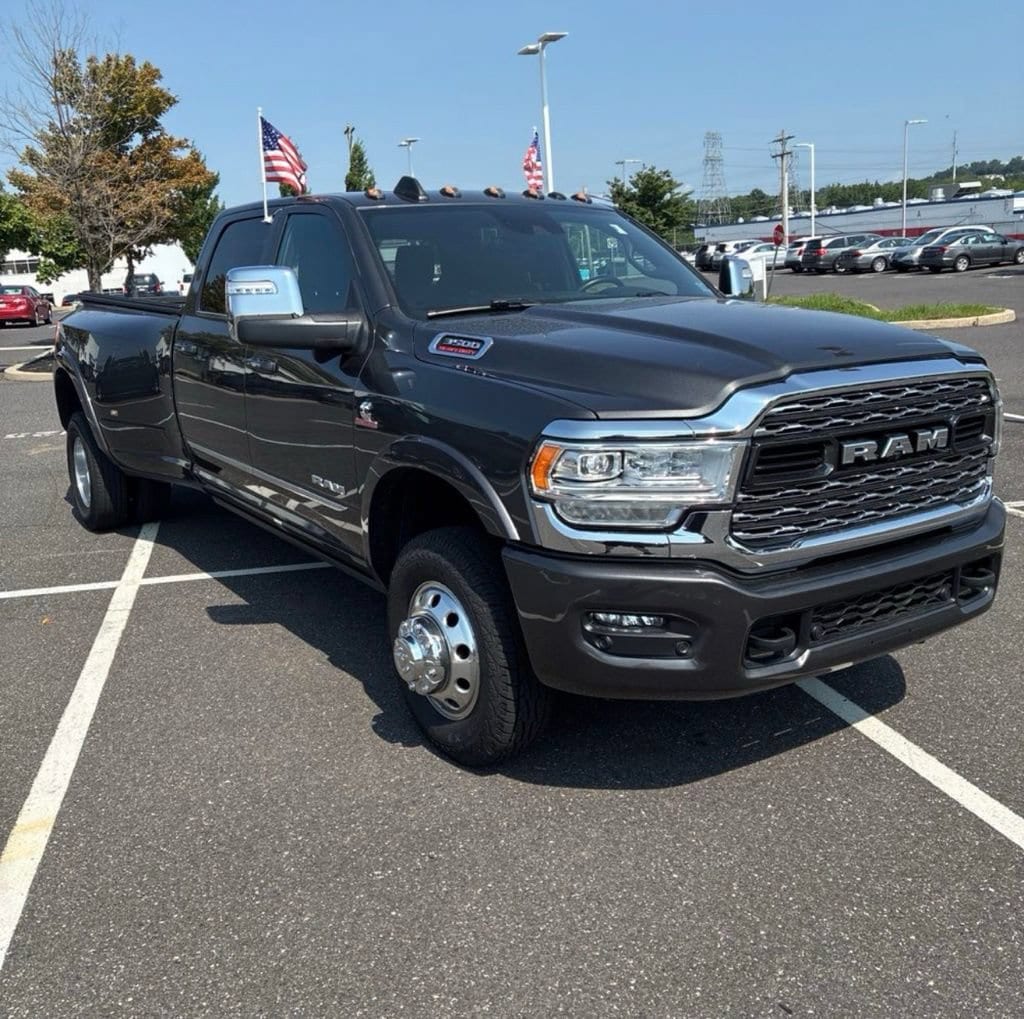 2024 RAM Ram 3500 Pickup Limited - Photo 17