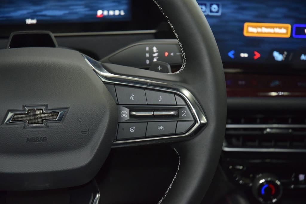 2026 Chevrolet Traverse Z71 - Photo 37