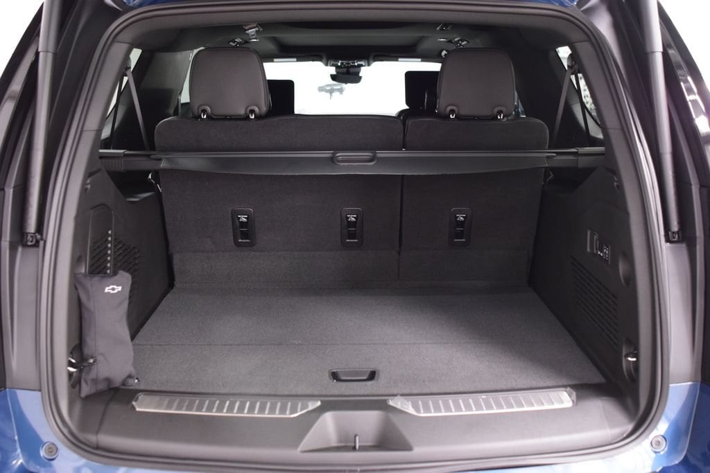 2026 Chevrolet Suburban High Country - Photo 23