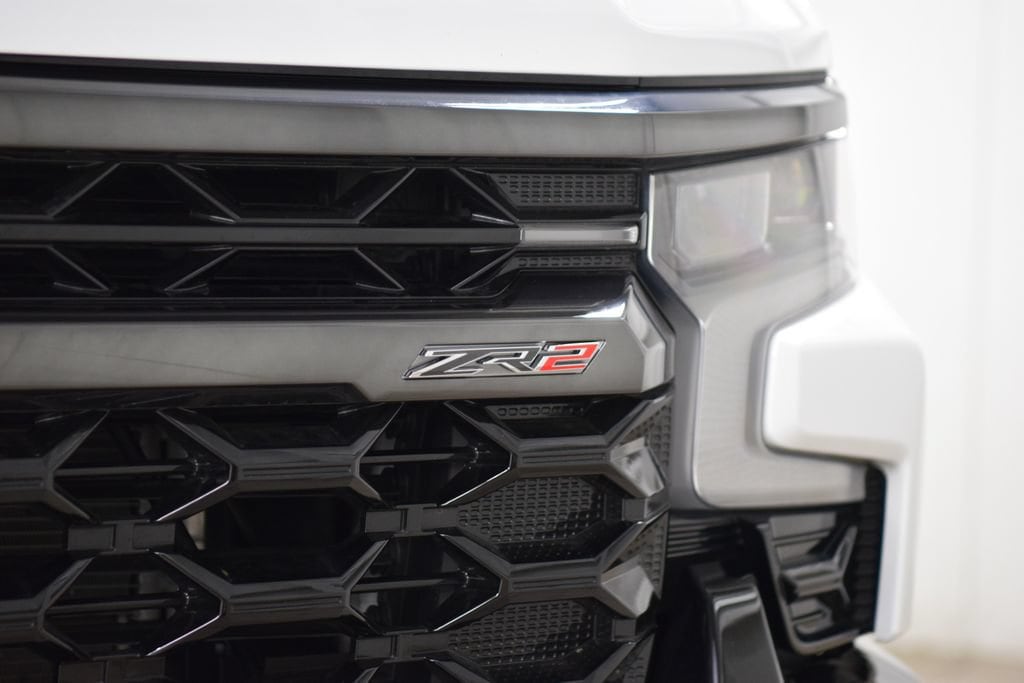 2023 Chevrolet Silverado 1500 ZR2 - Photo 16