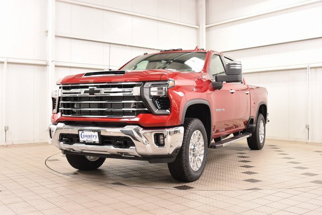2025 Chevrolet Silverado 2500HD LTZ photo 3