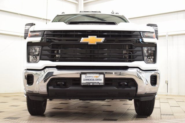 2025 Chevrolet Silverado 3500HD Work Truck photo 2