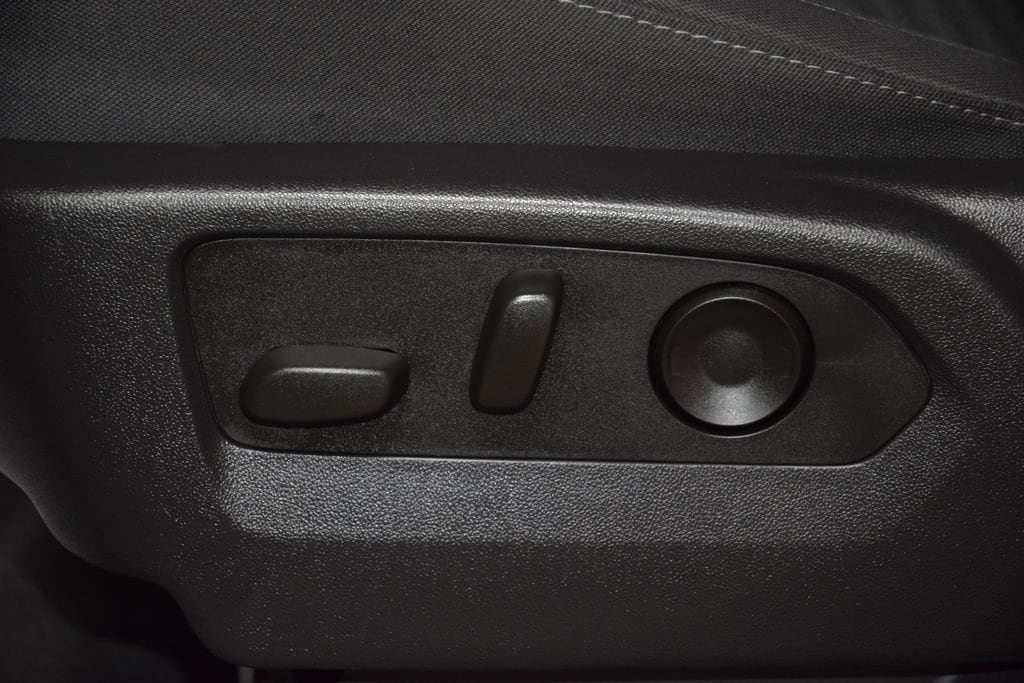2023 Chevrolet Silverado 1500 Custom - Photo 37