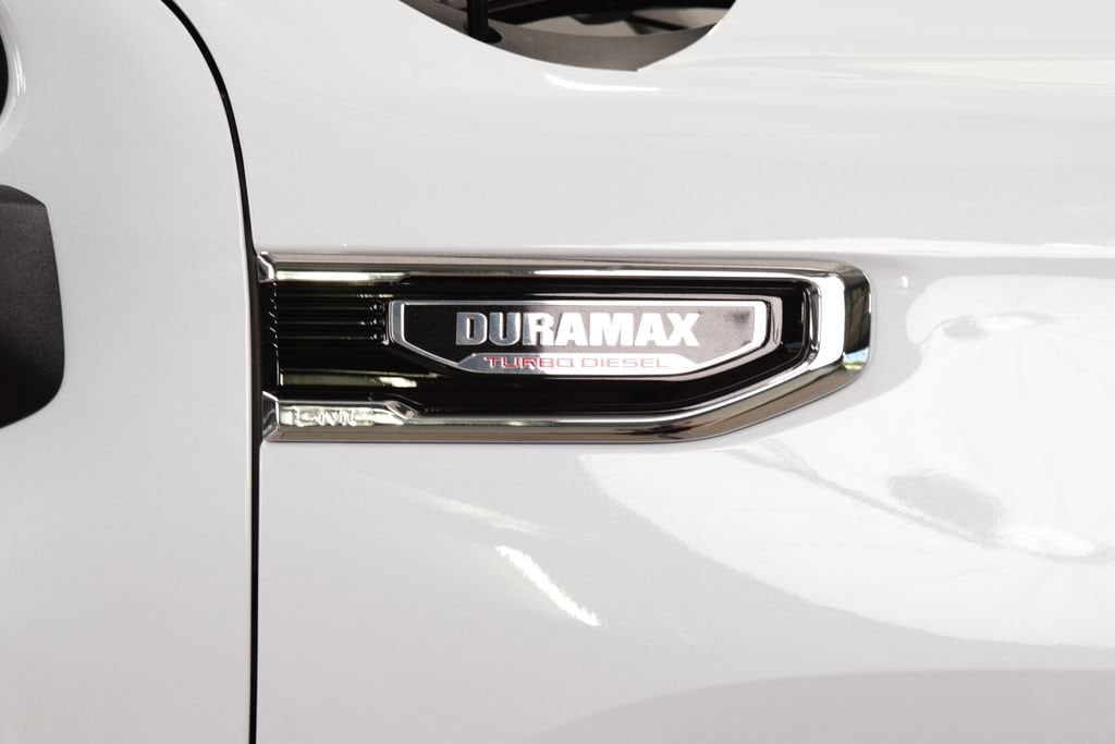 2026 GMC Sierra 1500 SLT - Photo 17