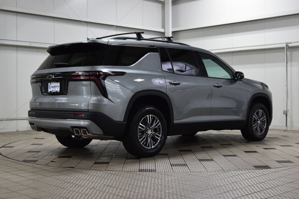 2026 Chevrolet Traverse LT - Photo 8