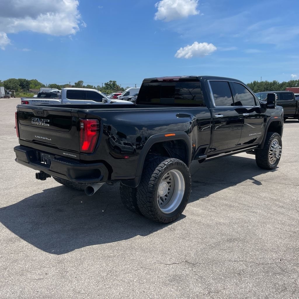 2024 GMC Sierra 3500HD Denali Ultimate - Photo 7