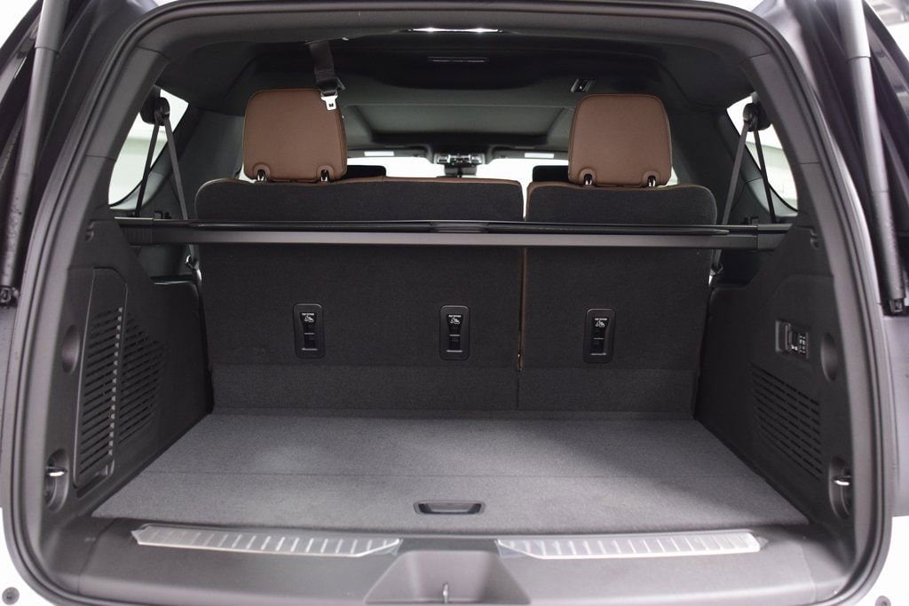 2026 Chevrolet Suburban High Country - Photo 23