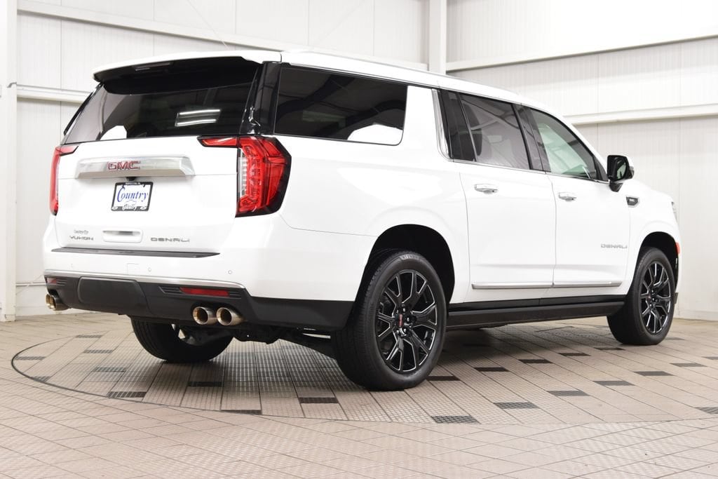 2024 GMC Yukon XL Denali - Photo 8