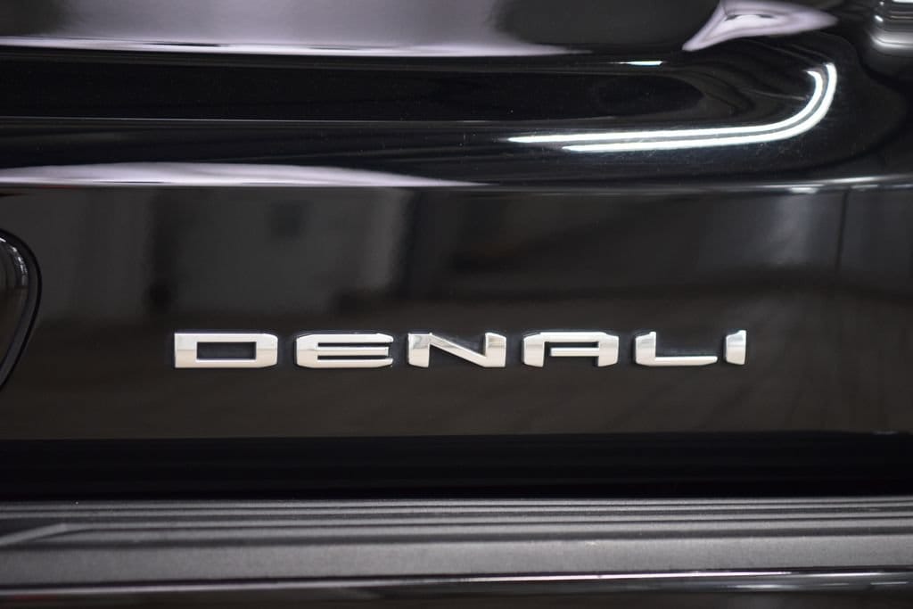 2024 GMC Yukon XL Denali - Photo 23