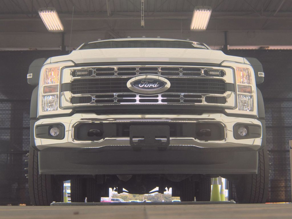 2024 Ford F-550 XL photo 2