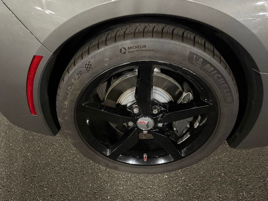 2015 Chevrolet Corvette Z51 - Photo 9