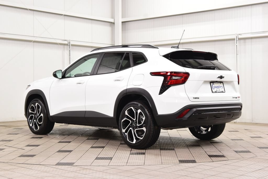 2026 Chevrolet Trax RS - Photo 6