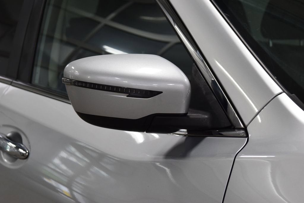 2018 Nissan Rogue SV - Photo 14